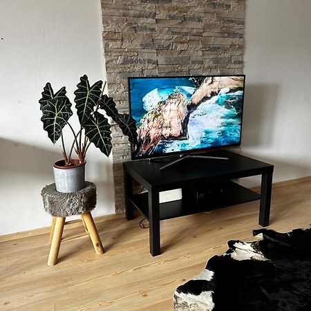 City Center Apartman Gyor Bagian luar foto
