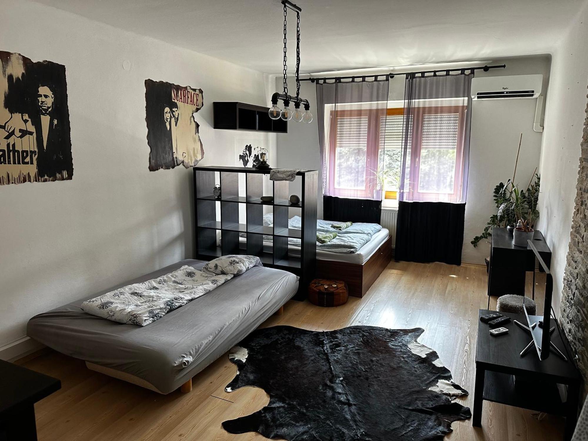 City Center Apartman Gyor Bagian luar foto